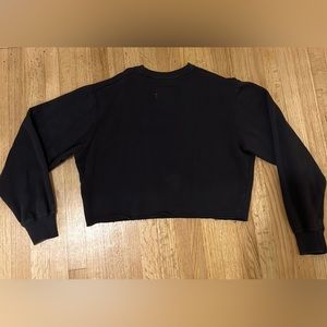 Hollister sweater, size is extra small, and the color is dark grey/black.
